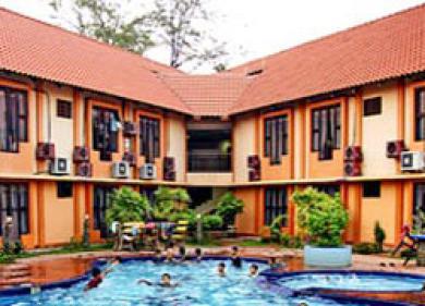 Batu Burok Beach Resort Kuala Terengganu Exterior photo
